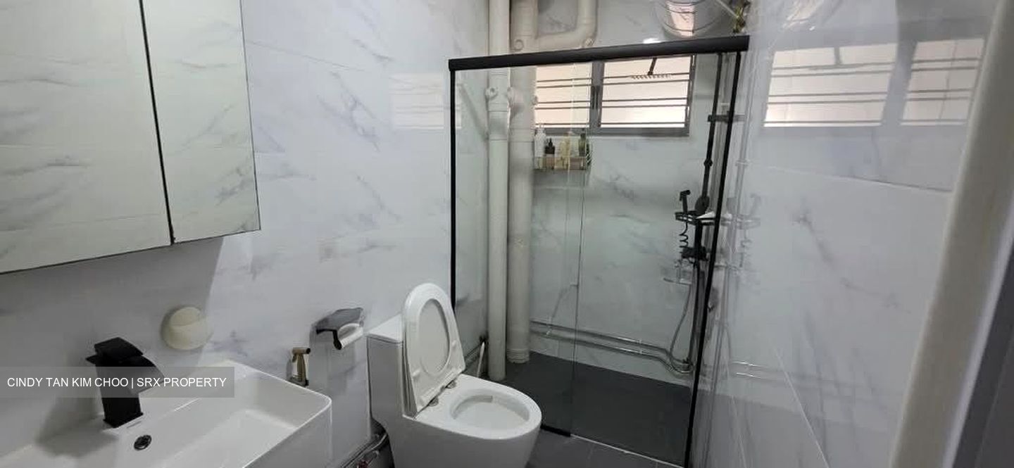 Blk 2 Toh Yi Gardens (Bukit Timah), HDB Executive #574686921